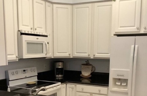 Boulevard Village and Tennis Condo | Attractively furnished one bedroom, one and a half bath condo for rent.
