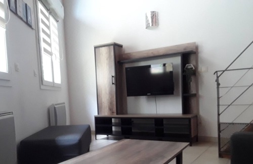 Mercurol House | ATYPICAL HOUSE in the heart of the charming village of Mercurol