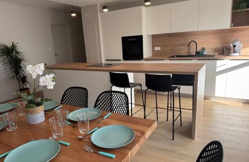 La Celle-sous-Gouzon Apartment | Au cœur du vieux port de Pornic