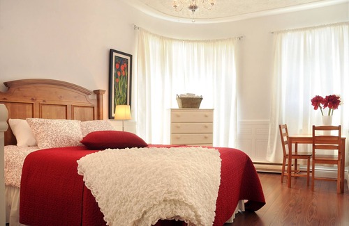 Jonquiere Bed & Breakfast | Auberge Le St-Georges