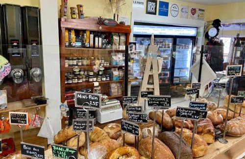 Stanstead Plain Hostel | Auberge Le Sunshine