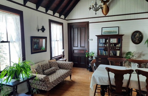 Temiscouata Regional County Municipality House | Auberge Marie Blanc