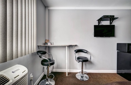 Cote-Des-Neiges—Notre-Dame-De-Grace Hotel | Auberge St. Jacques