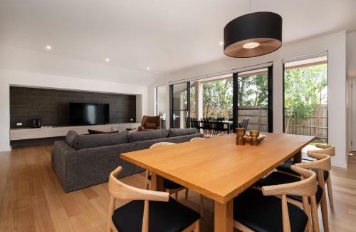 Highett House | Aura Family Home by the Bay