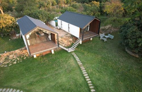 Ramanagara Hotel | Aura Farms - Private Pool Cottages