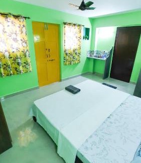 Bogmolo House | Auslyn Guest House