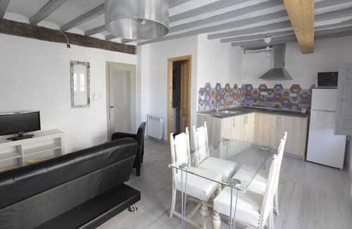 Belmonte de Gracian Cottage | Authentic house with more than 200 years with all the comforts of the 21st century.