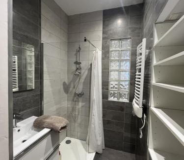 Tournon-sur-Rhone Apartment | Authentic