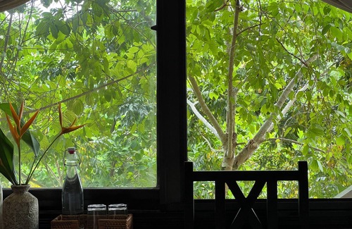 Huong Thuy House | Authentic Huế Garden Homestay: Immerse in Vietnamese Culture with Family Hosts