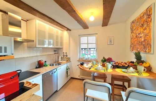 Kandel Apartment | AVAHOME 2 Kandel - 3 bedrooms, kitchen, WLAN. - AVAHOME Kandel