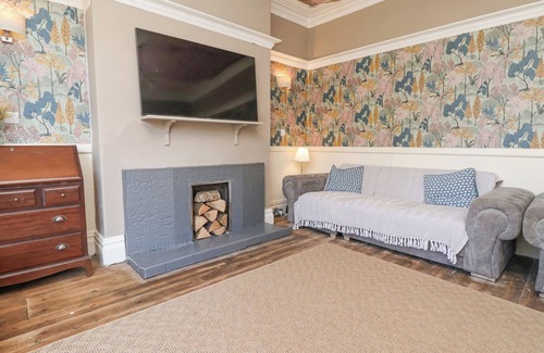 Bridlington Old Town Cottage | Avalon Lodge