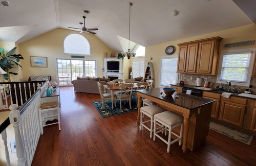 Avalon House | Avalon NJ "New" Upside Down, Near Town & Beach with Stone Spa/Pool!