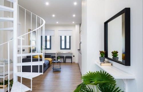 San Gil Apartment | Avanti Clavel, la terraza te conquistará