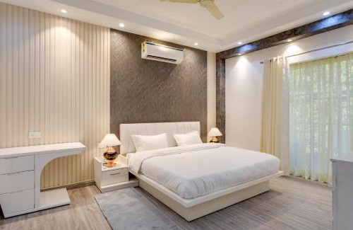 Sushant Lok Apartment | Avanti Manors- Service Apartments