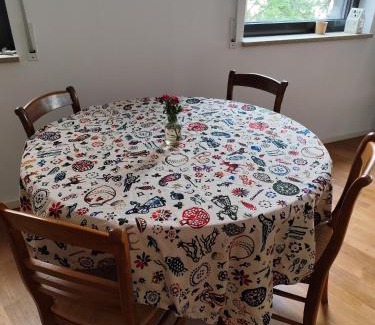 Innenstadt - Sankt Ulrich-Dom House | Avea - Accessible Downtown Retreat near Hofgarten