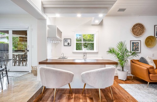 Highland Lakes House | Aventura Lux-5 Bedrms-4 Baths-Heated Pool-for 10