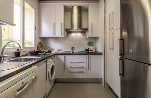 Hispanoamerica Apartment | Aversa - 2 bedrooms in Azca