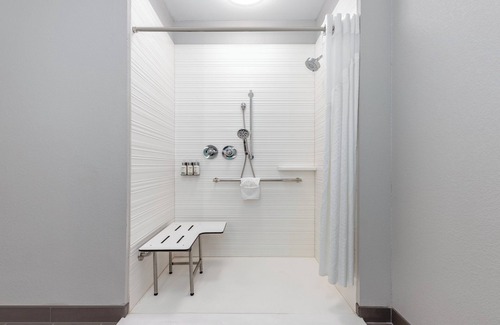 Davis Spring Commercial Hotel | avid hotel Austin NW Lakeline by IHG