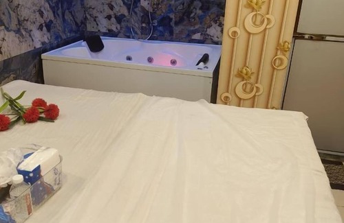 Thane West Cabin | Avinash