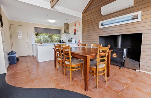 Forge Creek House | Avon - Waterfront Retreat: Secluded lodges perfect for nature lovers