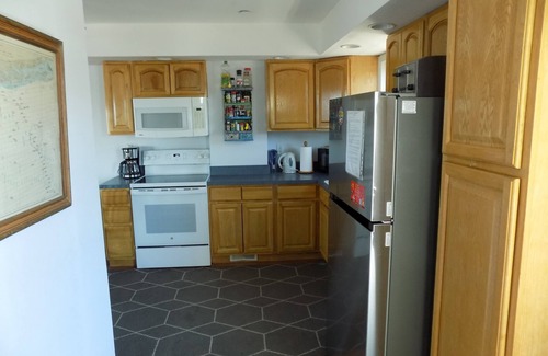 Broad Channel House | Away From it All