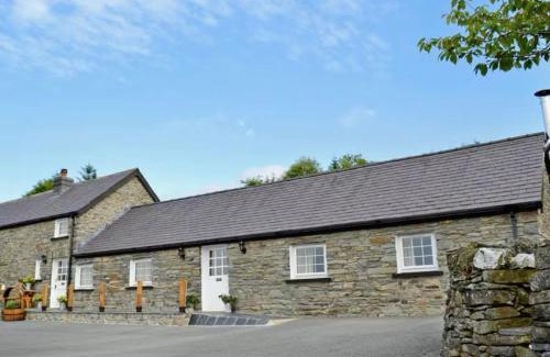 Tregaron House | Awel Yr Mynydd