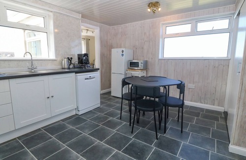 Elim Cottage | Awelfryn