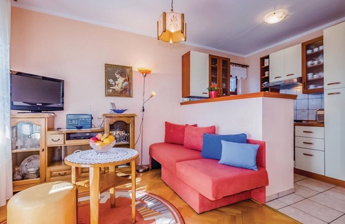 Novi Vinodolski Apartment | Awesome apartment in Novi Vinodolski