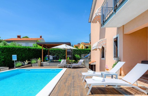 Vinez Apartment | Awesome Apartment in Labin With Outdoor Swimming Pool, Wifi and 3 Bedrooms