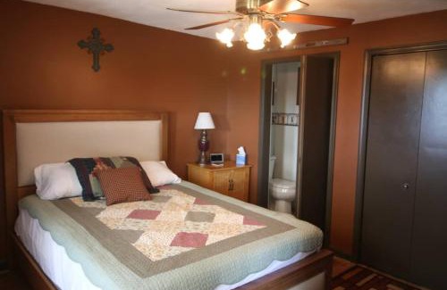 Flat Top Bed & Breakfast | Awesome Flat Top Farmhouse