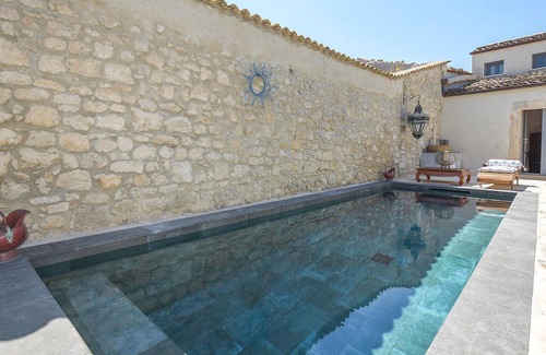 Palazzolo Acreide Historic Centre House | Awesome Home in Palazzolo Acreide With 4 Bedrooms, Wifi and Outdoor Swimming Pool