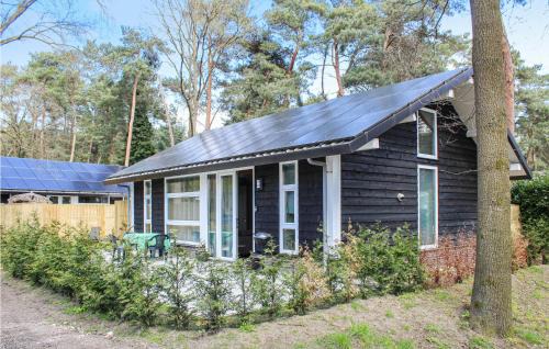 Langstraat House | Awesome Home In Meijel With Sauna