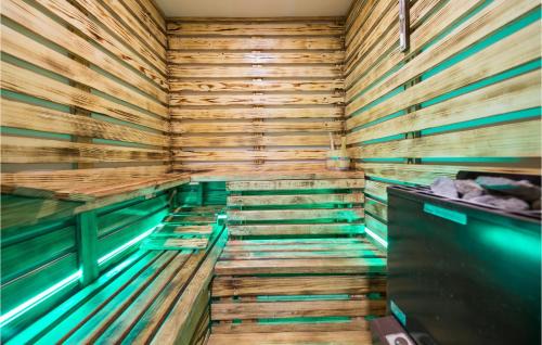 Brestovac House | Awesome Home In Novo Zvecevo With Sauna