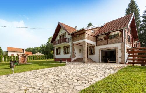 Brestovac House | Awesome Home In Novo Zvecevo With Sauna