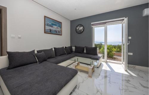 Labin House | Awesome Home In Prgomet With Wifi