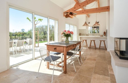 Serignan House | Awesome home in Serignan