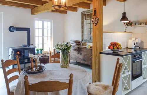 Warendorf House | Awesome home in Warendorf with WiFi