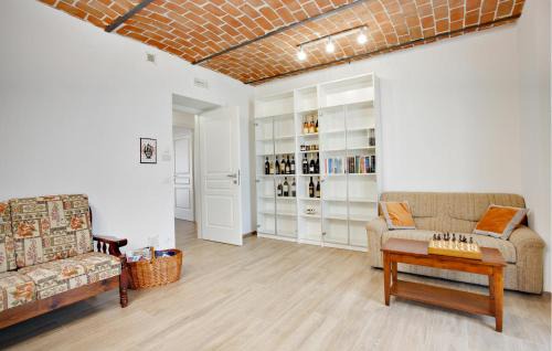 San Marzano Oliveto House | Awesome Home In San Marzano Oliveto