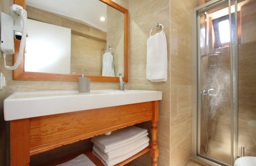 Akyaka Hotel | Ayka Otel