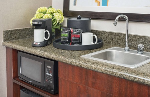 Platinum Triangle Hotel | Ayres Hotel Anaheim