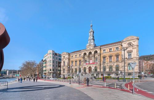 Castanos Apartment | Ayuntamiento Cerca del Casco Viejo & Parking