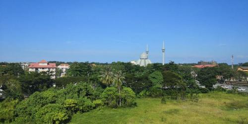 Victoria Hotel | AZ Hotel & Serviced Apartments