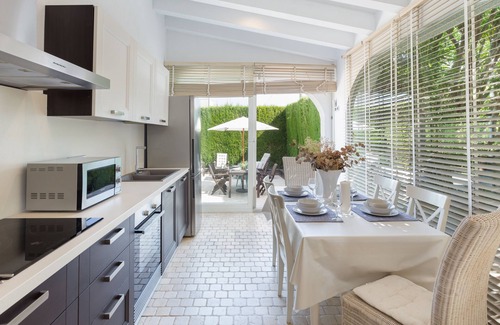 Daimuz House | AZAHAR House. COSTA VALENCIANA, COSTA BLANCA. Garden, swimming pool, beach.