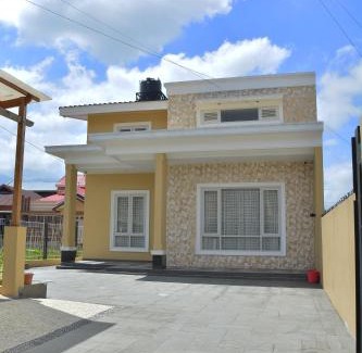 Banuhampu Villa | Azizah's Syariah Homestay