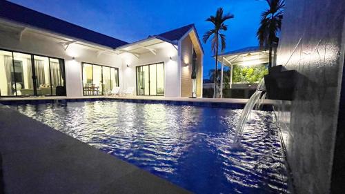 Hin Lek Fai Villa | Azure Escape Pool Villas Hua Hin