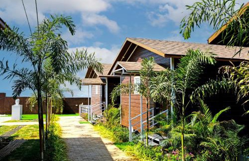 Thakursai House | Azure Lakeside