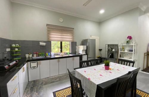 Kampung Bukit Kenak House | Azzarlea Homestay Jerteh Terengganu
