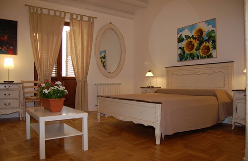 Monte di Pieta Bed & Breakfast | B&B Federico Secondo