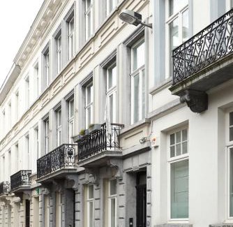 Wijk van de Squares Bed & Breakfast | B&B Home & the City