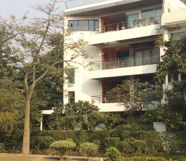 Nizamuddin East Bed & Breakfast | B Nineteen